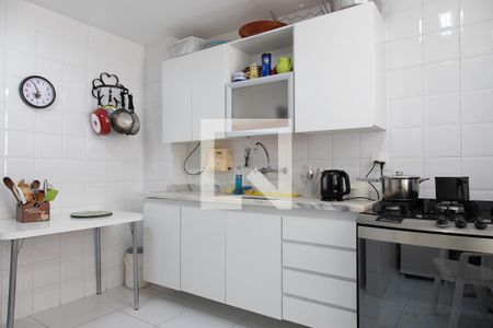Apartamento para alugar com 98m², 2 quartos e 1 vagaCozinha 