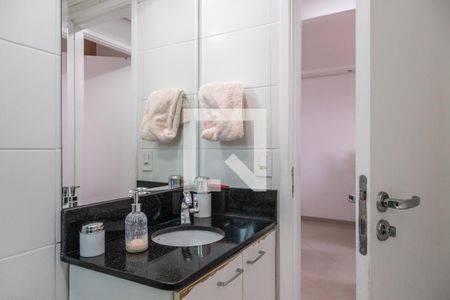 Apartamento à venda com 52m², 2 quartos e 1 vaga Apartamento à venda com 52m², 2 quartos e 1 vagaBanheiro