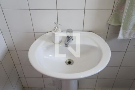 Casa à venda com 190m², 3 quartos e 4 vagasBanheiro da Suíte 2