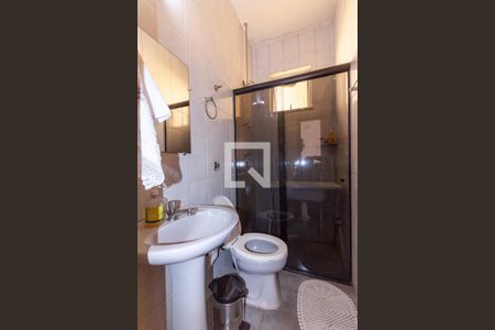 Casa à venda com 110m², 3 quartos e 2 vagas Casa à venda com 110m², 3 quartos e 2 vagasBanheiro