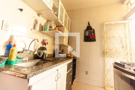 Casa à venda com 110m², 3 quartos e 2 vagas Casa à venda com 110m², 3 quartos e 2 vagasCozinha