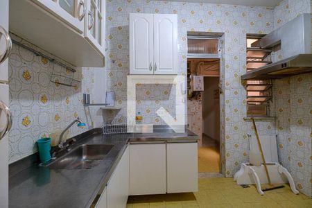 Apartamento à venda com 120m², 3 quartos e 1 vaga Apartamento à venda com 120m², 3 quartos e 1 vagaCozinha