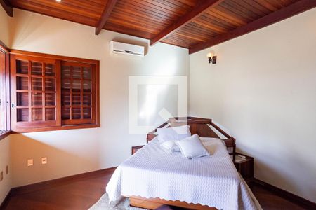 Casa à venda com 250m², 4 quartos e 4 vagasSuíte 3