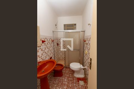 Apartamento à venda com 80m², 2 quartos e 1 vaga Apartamento à venda com 80m², 2 quartos e 1 vagaBanheiro