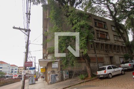 Apartamento à venda com 80m², 2 quartos e 1 vaga Apartamento à venda com 80m², 2 quartos e 1 vagaFachada