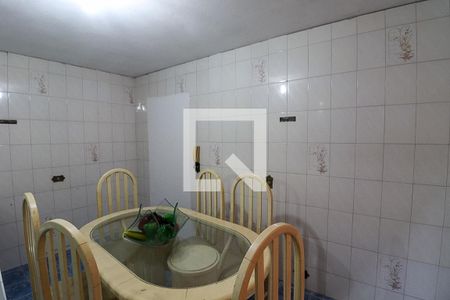 Casa à venda com 400m², 5 quartos e 3 vagas Casa à venda com 400m², 5 quartos e 3 vagasCasa  2- Sala