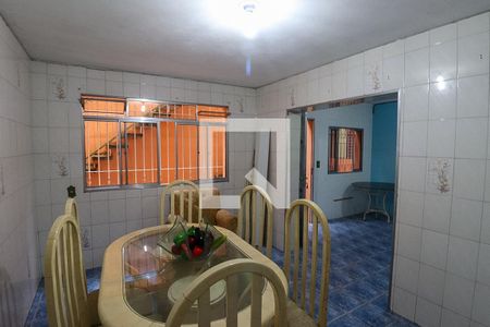 Casa à venda com 400m², 5 quartos e 3 vagas Casa à venda com 400m², 5 quartos e 3 vagasCasa  2- Sala