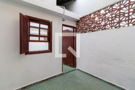 Casa à venda com 150m², 2 quartos e 1 vagaÁrea de Serviço
