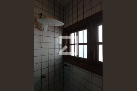 Casa à venda com 280m², 3 quartos e 5 vagasBanheiro da Suíte 1