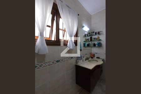 Casa à venda com 280m², 3 quartos e 5 vagasBanheiro da Suíte 1