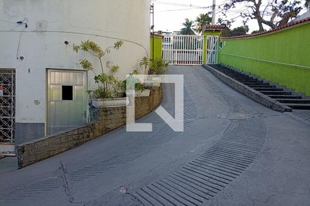 Casa de condomínio à venda com 64m², 2 quartos e 1 vaga Casa de condomínio à venda com 64m², 2 quartos e 1 vagaCondomínio