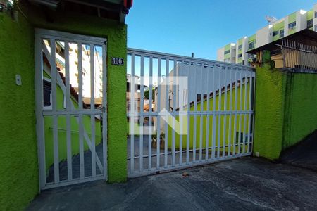Casa de condomínio à venda com 64m², 2 quartos e 1 vaga Casa de condomínio à venda com 64m², 2 quartos e 1 vagaCondominio