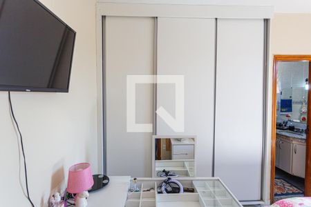 Apartamento à venda com 99m², 4 quartos e 2 vagas Apartamento à venda com 99m², 4 quartos e 2 vagasArmário da Suíte