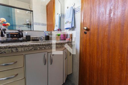 Apartamento à venda com 99m², 4 quartos e 2 vagas Apartamento à venda com 99m², 4 quartos e 2 vagasBanheiro da Suíte