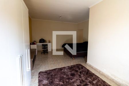 Casa à venda com 456m², 7 quartos e 8 vagasQuarto 2 Suíte