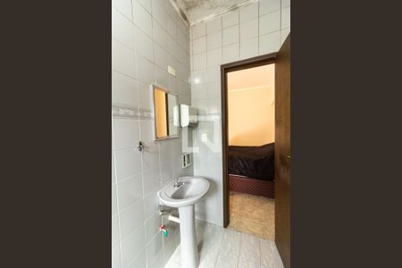 Casa à venda com 456m², 7 quartos e 8 vagasBanheiro Suíte 2