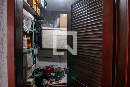 Casa à venda com 270m², 4 quartos e 1 vaga Casa à venda com 270m², 4 quartos e 1 vagadeposito