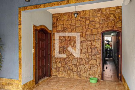 Casa à venda com 270m², 4 quartos e 1 vaga Casa à venda com 270m², 4 quartos e 1 vagavaranda / garagem