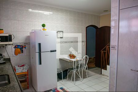 Casa à venda com 270m², 4 quartos e 1 vaga Casa à venda com 270m², 4 quartos e 1 vagacozinha