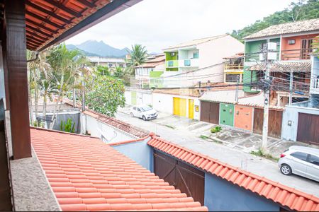 Casa à venda com 270m², 4 quartos e 1 vaga Casa à venda com 270m², 4 quartos e 1 vagaterraço