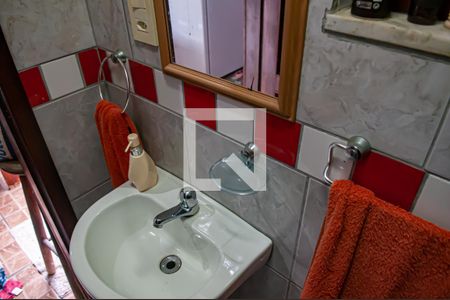 Casa à venda com 270m², 4 quartos e 1 vaga Casa à venda com 270m², 4 quartos e 1 vagabanheiro externo