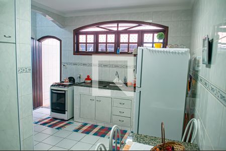 Casa à venda com 270m², 4 quartos e 1 vaga Casa à venda com 270m², 4 quartos e 1 vagacozinha