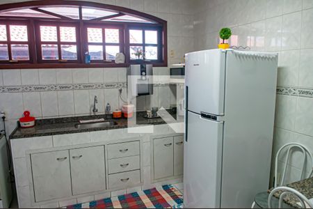 Casa à venda com 270m², 4 quartos e 1 vaga Casa à venda com 270m², 4 quartos e 1 vagacozinha