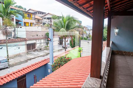 Casa à venda com 270m², 4 quartos e 1 vaga Casa à venda com 270m², 4 quartos e 1 vagaterraço