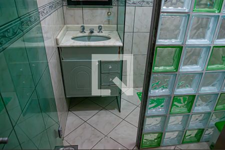 Casa à venda com 270m², 4 quartos e 1 vaga Casa à venda com 270m², 4 quartos e 1 vagabanheiro 2