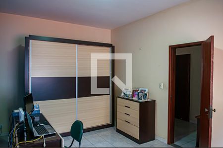 Casa à venda com 270m², 4 quartos e 1 vaga Casa à venda com 270m², 4 quartos e 1 vagaquarto 3