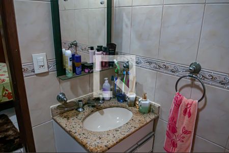 Casa à venda com 270m², 4 quartos e 1 vaga Casa à venda com 270m², 4 quartos e 1 vagaquarto 2 suite