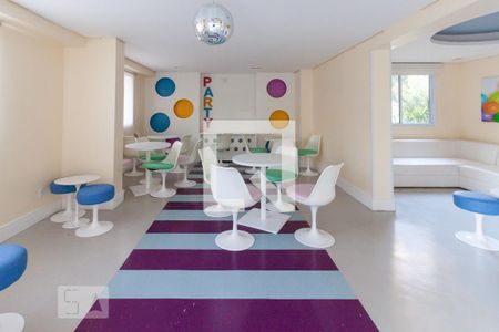 Apartamento à venda com 60m², 2 quartos e 1 vaga Apartamento à venda com 60m², 2 quartos e 1 vagaArea Comum Salao de Festas