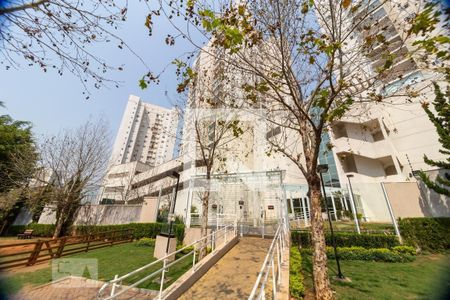 Apartamento à venda com 60m², 2 quartos e 1 vaga Apartamento à venda com 60m², 2 quartos e 1 vagaFachada