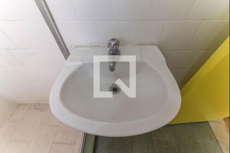 Apartamento para alugar com 65m², 3 quartos e sem vaga Apartamento para alugar com 65m², 3 quartos e sem vagaBanheiro