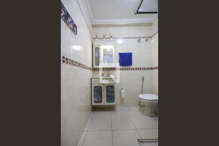 Apartamento à venda com 75m², 2 quartos e sem vaga Apartamento à venda com 75m², 2 quartos e sem vagaBanheiro