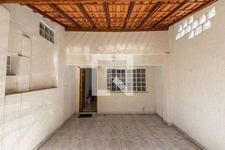Casa à venda com 130m², 3 quartos e 1 vaga Casa à venda com 130m², 3 quartos e 1 vagaGaragem