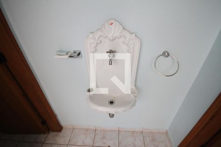 Casa à venda com 100m², 1 quarto e 1 vagaBanheiro de Serviço