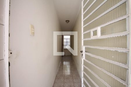 Casa à venda com 100m², 1 quarto e 1 vagaCorredor de entrada