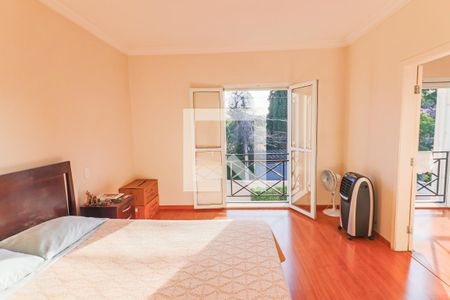 Casa à venda com 490m², 4 quartos e 4 vagas Casa à venda com 490m², 4 quartos e 4 vagasSuite 3 e 4 ( Master )