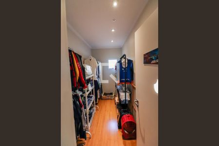 Casa à venda com 490m², 4 quartos e 4 vagas Casa à venda com 490m², 4 quartos e 4 vagasSuite 1