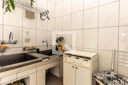 Casa à venda com 150m², 3 quartos e 3 vagasÁrea de Serviço