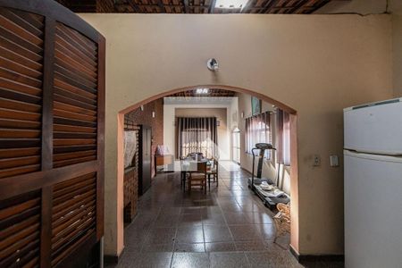 Casa à venda com 220m², 4 quartos e 2 vagas Casa à venda com 220m², 4 quartos e 2 vagasVista Quarto 3