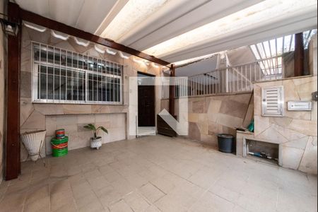Casa à venda com 108m², 2 quartos e 1 vaga Casa à venda com 108m², 2 quartos e 1 vagaGaragem