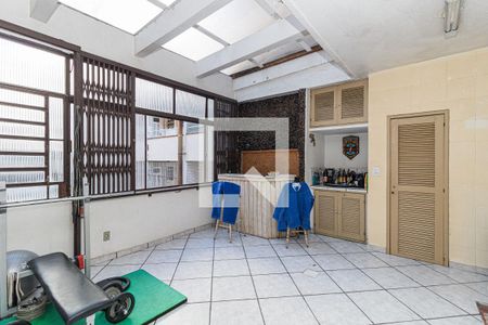 Apartamento à venda com 186m², 4 quartos e 4 vagasVaranda gourmet