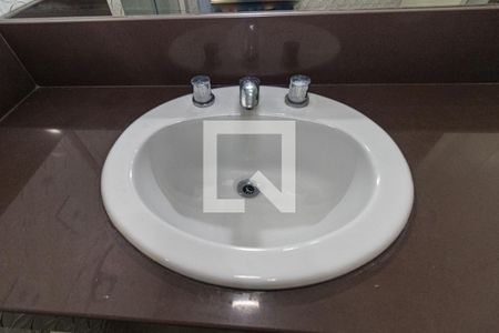 Apartamento à venda com 186m², 4 quartos e 4 vagasBanheiro Social