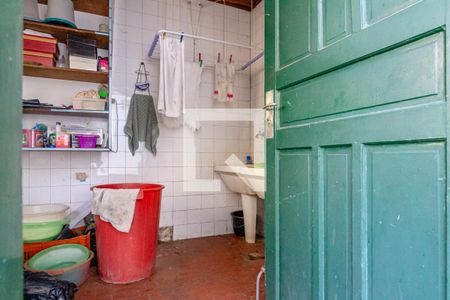 Casa à venda com 493m², 4 quartos e 3 vagas Casa à venda com 493m², 4 quartos e 3 vagasLavanderia