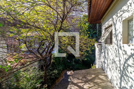 Casa à venda com 493m², 4 quartos e 3 vagas Casa à venda com 493m², 4 quartos e 3 vagasVista do Quarto 2 - Suíte