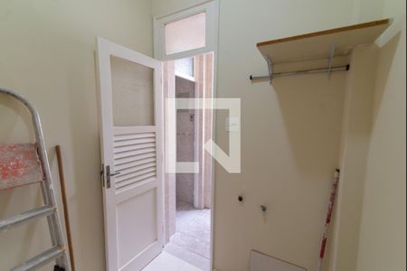 Apartamento à venda com 80m², 2 quartos e sem vaga Apartamento à venda com 80m², 2 quartos e sem vagaQuarto de Serviço