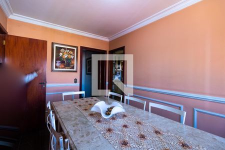 Casa à venda com 330m², 4 quartos e 4 vagasCopa