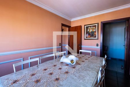 Casa à venda com 330m², 4 quartos e 4 vagasCopa